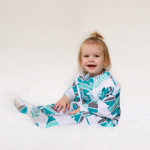Cozy Toddler sleepsuit, the ultimate toddler pyjamas, has full inner leg zipper for easy diaper changes, no need to take off the entire suit.