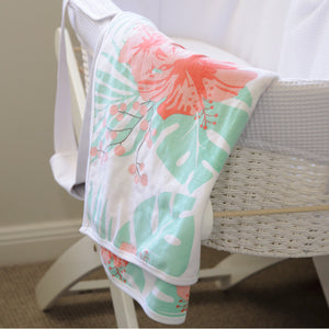 Koala Hugs newborn swaddle wraps to help calm the startle reflex for sleeping baby