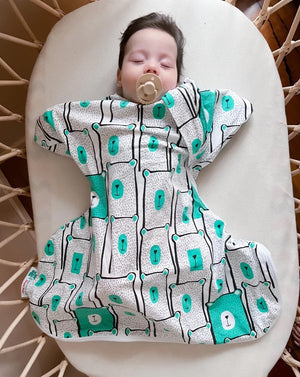 Sleepy Hugs Extra-Wide Sack (Fits Hip Harness) - Minty Bears (All Year Round | Organic)