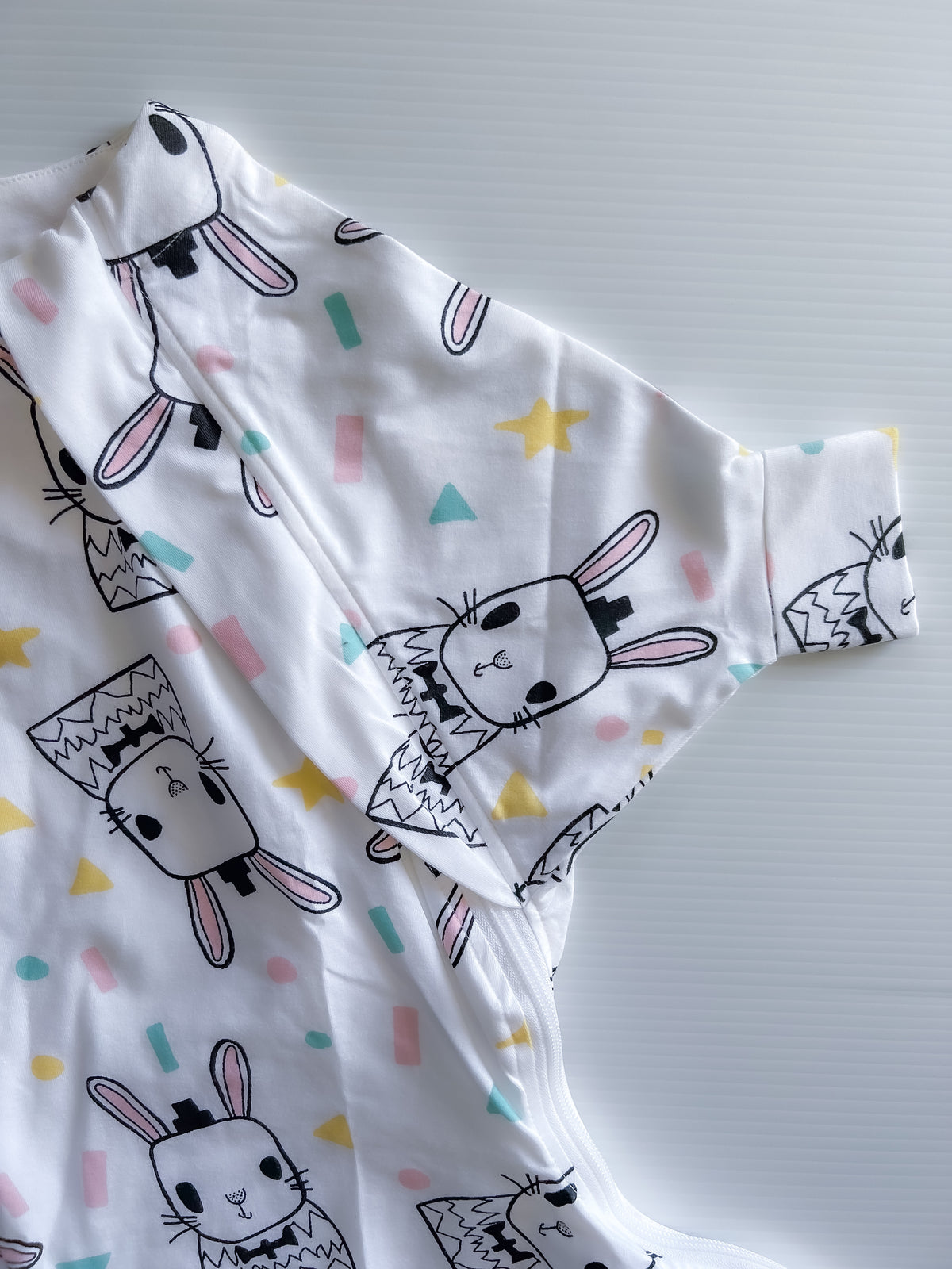 HANDS IN & OUT EXTRA-WIDE SACK (Fits Hip Harness) - Some Bunny Loves You (All Year Round | Organic)